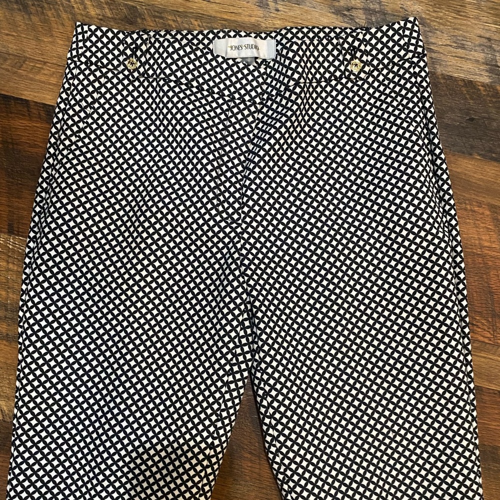 Jones New York Black and White Patterned Pants